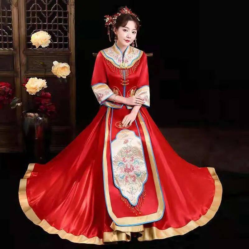 一袭中国红旗袍,让你跃然成为最美新娘