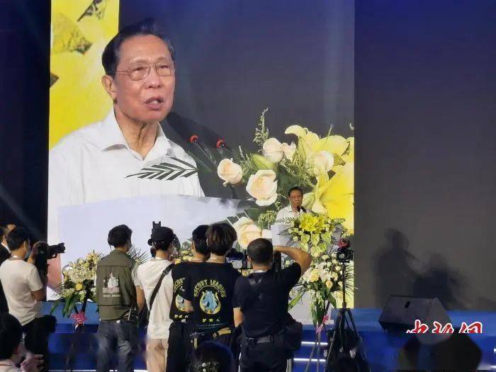 204例确诊！刚刚南京通报病例来源！乘车遇红码可报警