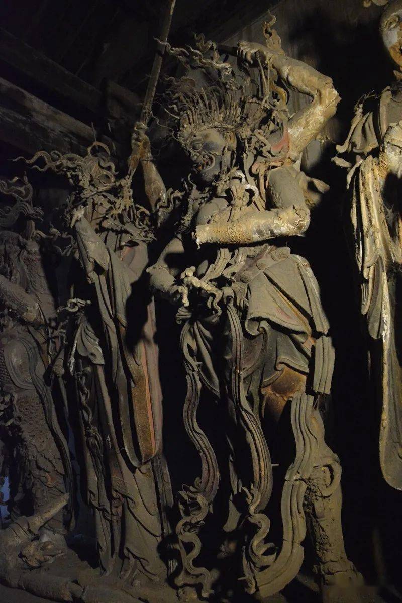 寻古迹的莲莲明代彩塑诸神高平铁佛寺静静看