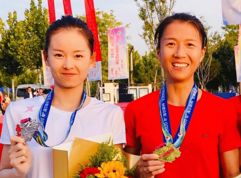 中国女子竞走卫冕失败!刘虹奥运3奖牌,大热门杨家玉被罚停_比赛