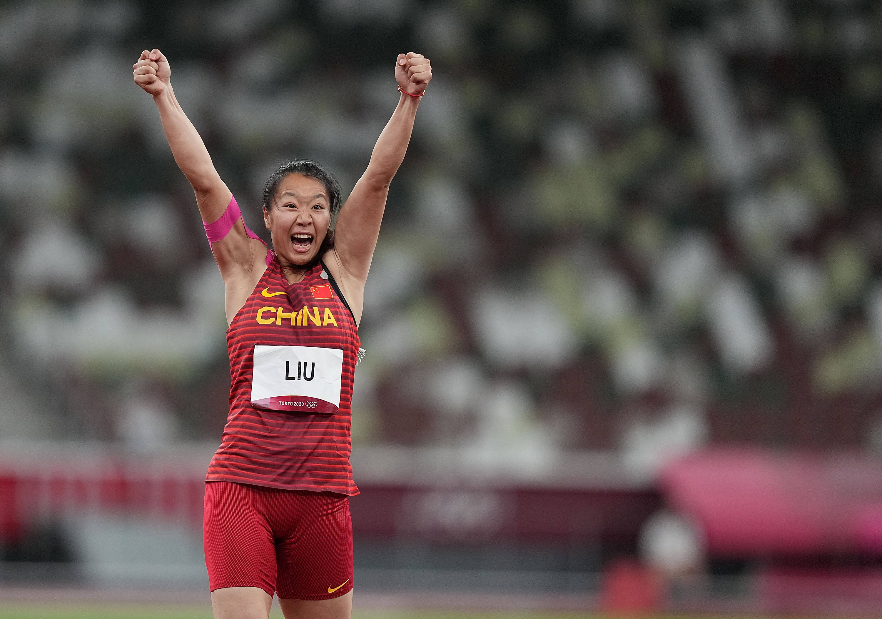 田径——女子标枪决赛:刘诗颖夺冠