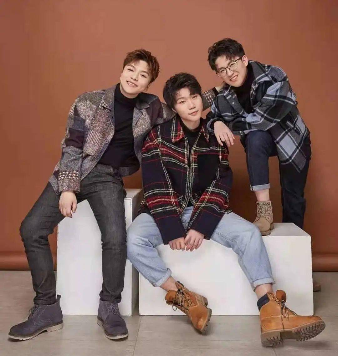 每隔两三个月,@失宠男团的视频系列就得更换,"不换不行啊,大家都不想