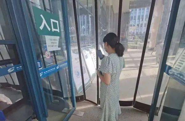 事件|国家重大公共卫生事件医学中心发布防疫宝典