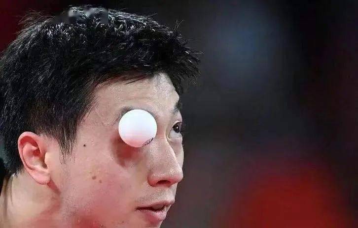 乒乓球比赛错位图有多好笑_马龙