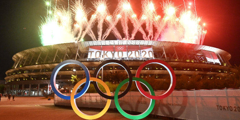 奥运时刻 | 东京奥运会闭幕,中国代表团38金32银18铜收官;残奥会外国