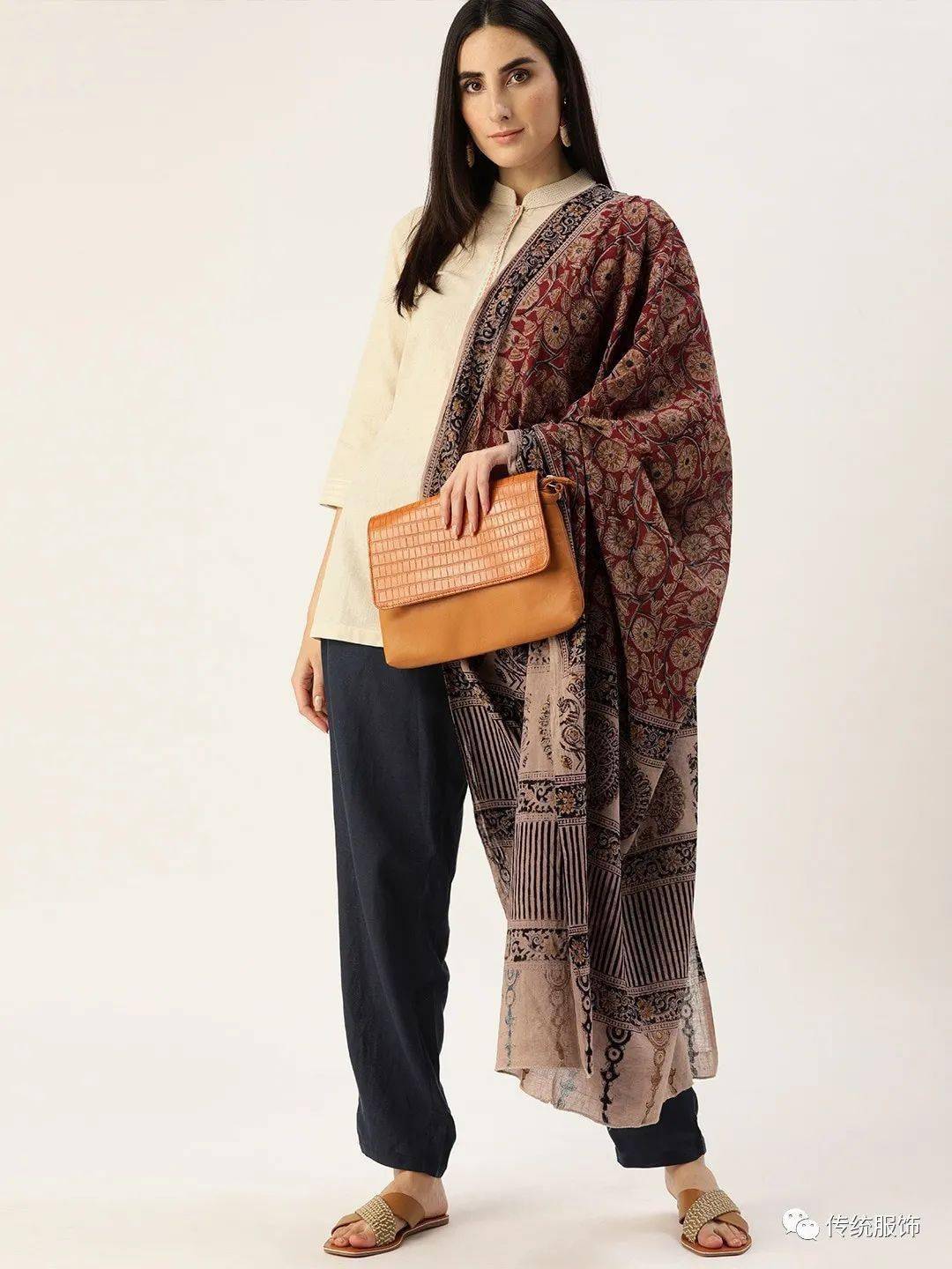 爱好者|「披帛」怎么围才好看？来看百变「披巾」的异域联动