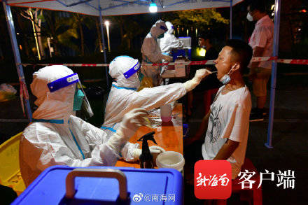 一线|海口医护人员挑灯夜战在抗疫一线