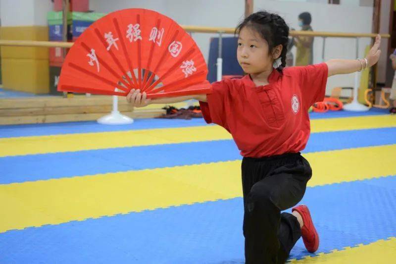 很厉害的武术小孩 11df989a00d94ad28c76d1507251e162.jpeg