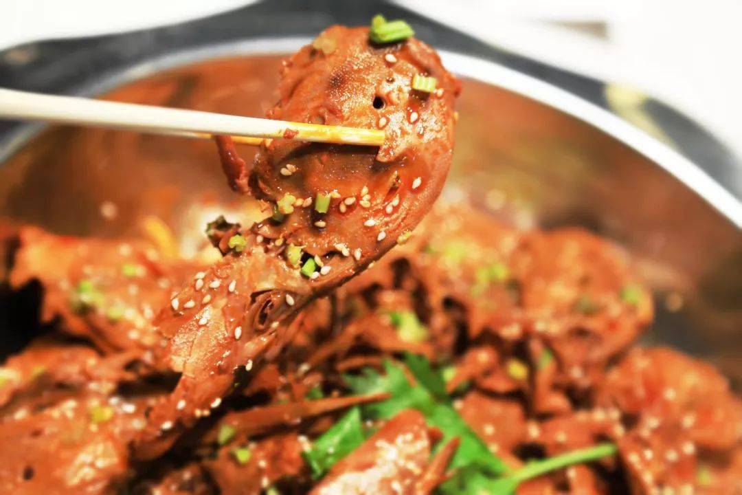 新华区这家干锅鸭头太香了超值套餐低至599元一锅两吃麻辣诱惑不舔