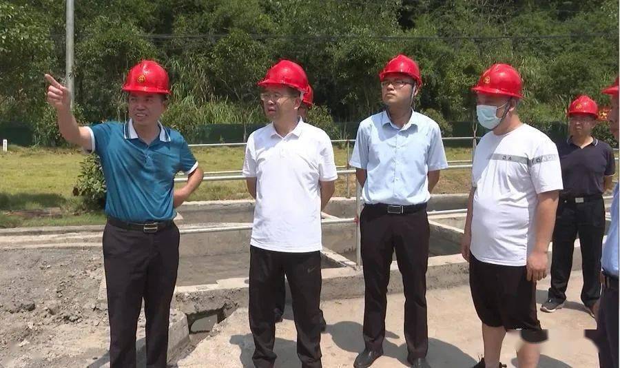 8月7日,分宜县委书记邹家洪,县委副书记,代县长谢淘,县委副书记胡瑜瑞