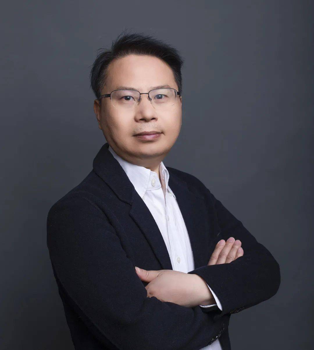 富士康优秀厂长蒋燚他还是曾经那个少年