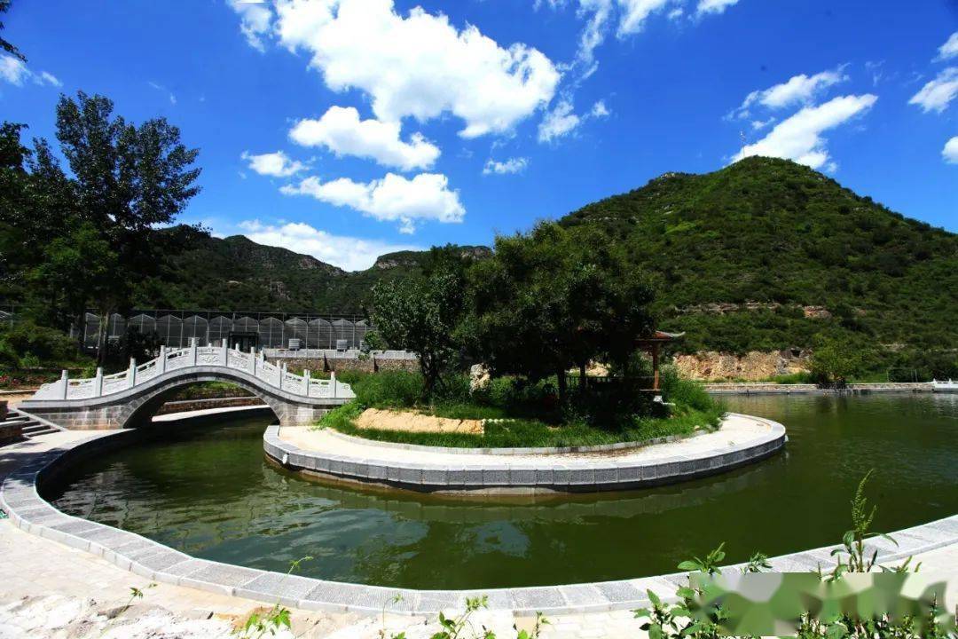 翠谷规划项目建设已融入盂县藏山旅游圈,有利于拉大藏山景区框架,延伸