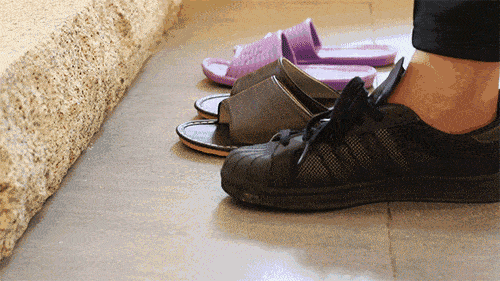 果冻|比跑鞋软,比凉鞋凉!69元就能买“椰子”鞋!舒服到起飞,上脚就像空调鞋~