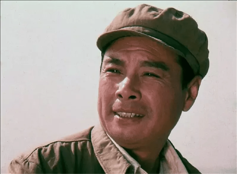 影片中焦裕禄妻子的扮演者张英也是一位实力派演员,虽然在影片中的戏