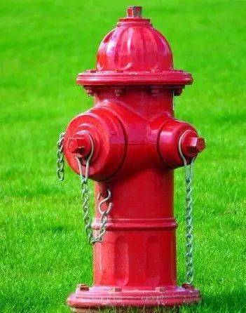 小小消防栓也有彩虹色的大梦想!_灭火