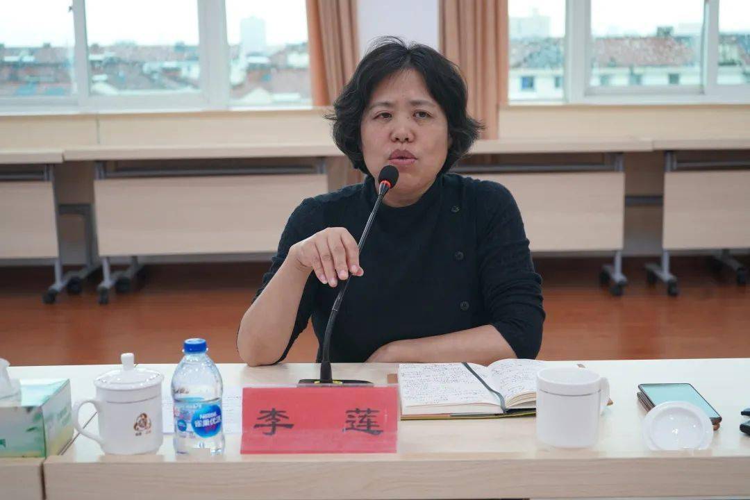 区卫生健康委党委委员,副主任李莲出席会议,并对下阶段工作提出三点