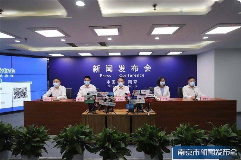 曾佳佳|南京疾控：近期将启动12岁-17岁人群首针次疫苗接种