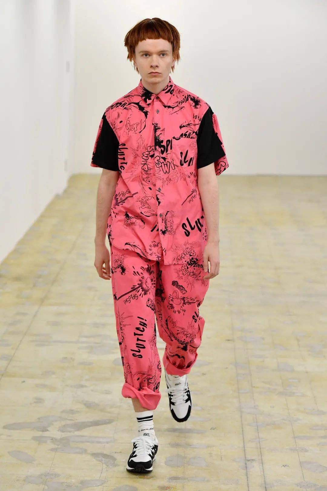 过服装设计|川久保玲：人“狠”话不多！时尚界的破坏者设计的衬衫有何不同？