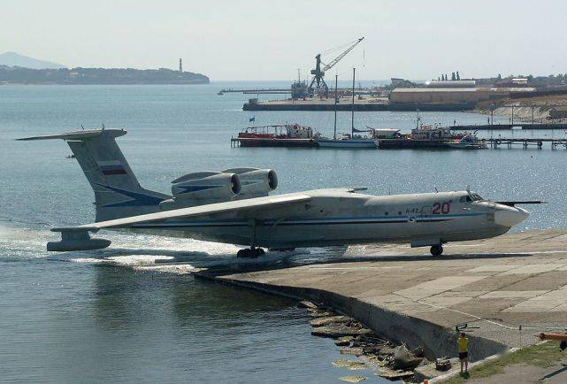 俄最大水上飞机坠毁赴土耳其救火撞山爆炸8人殉难场面惨烈