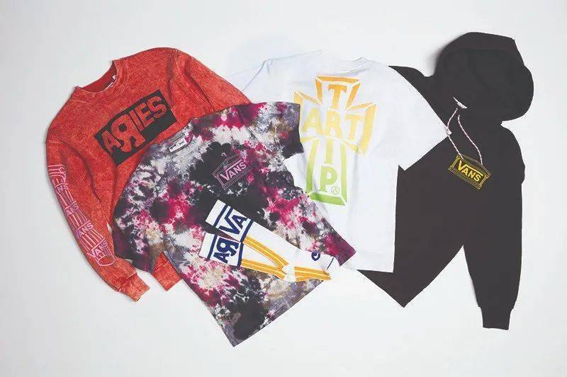 品牌|上次 6000 元的 Vans 联名又来了！本月新鞋一个比一个难抢！有双今天就登记！