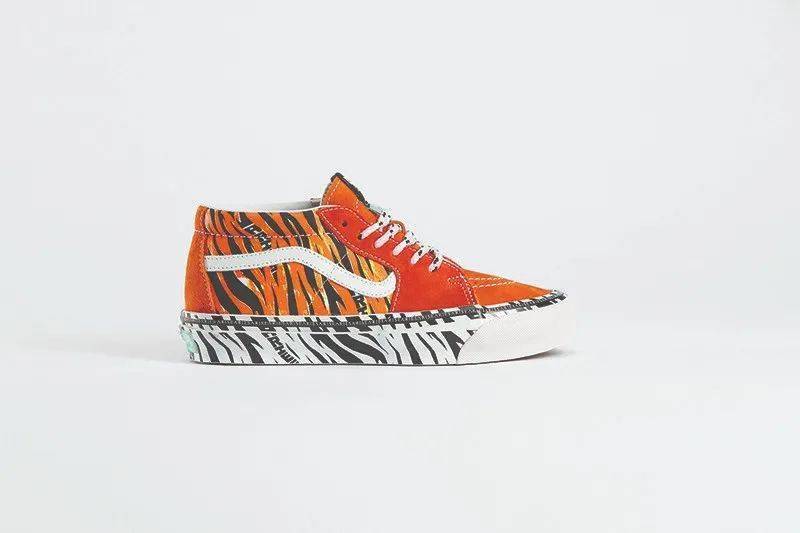 品牌|上次 6000 元的 Vans 联名又来了！本月新鞋一个比一个难抢！有双今天就登记！