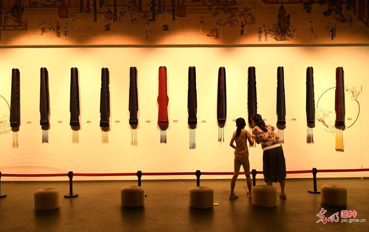 Guqin|Guqin exhibition held at Hebei Museum in N China