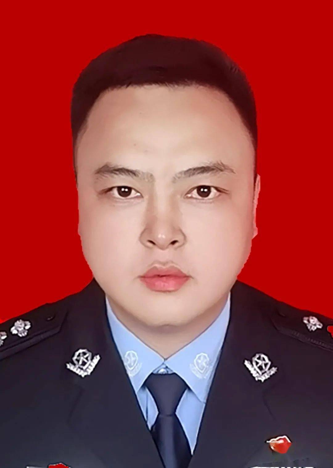 【投票支持】神木公安民警 呼平 入围 "神木市十大杰出青年" 候选人