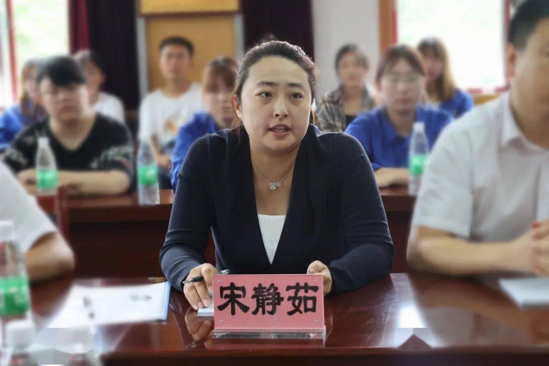 请收下这份"成才指南"_李黑记