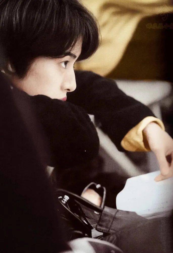 大家都替她担心伤口裂开了怎么办时,天海佑希却在担心,「万一我伤口