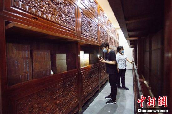 兰州|探访兰州天庆博物馆馆藏文渊阁《四库全书》