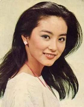 西方人|复古黑发美人，秋冬强势回归