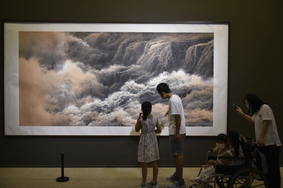 题材|“中国美术馆藏黄河题材美术精品展”：黄河之魂铸精神