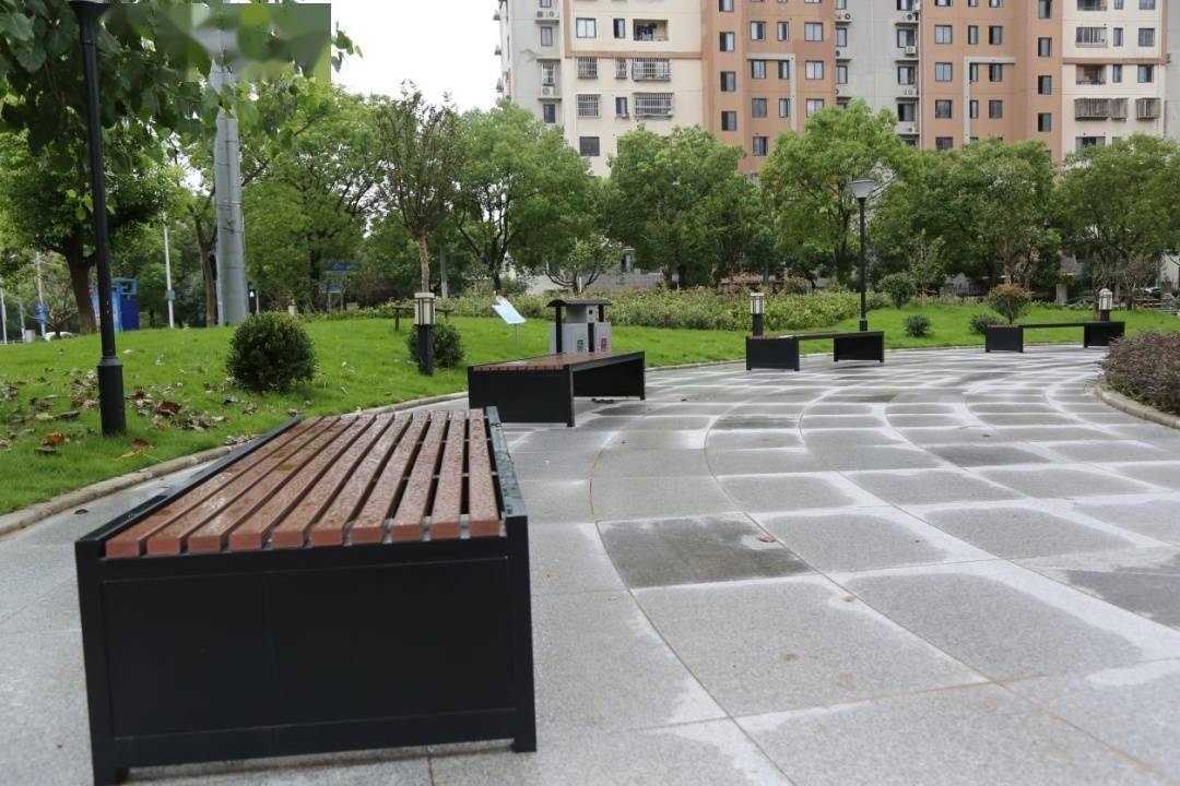 2个月闲置空地变身口袋公园