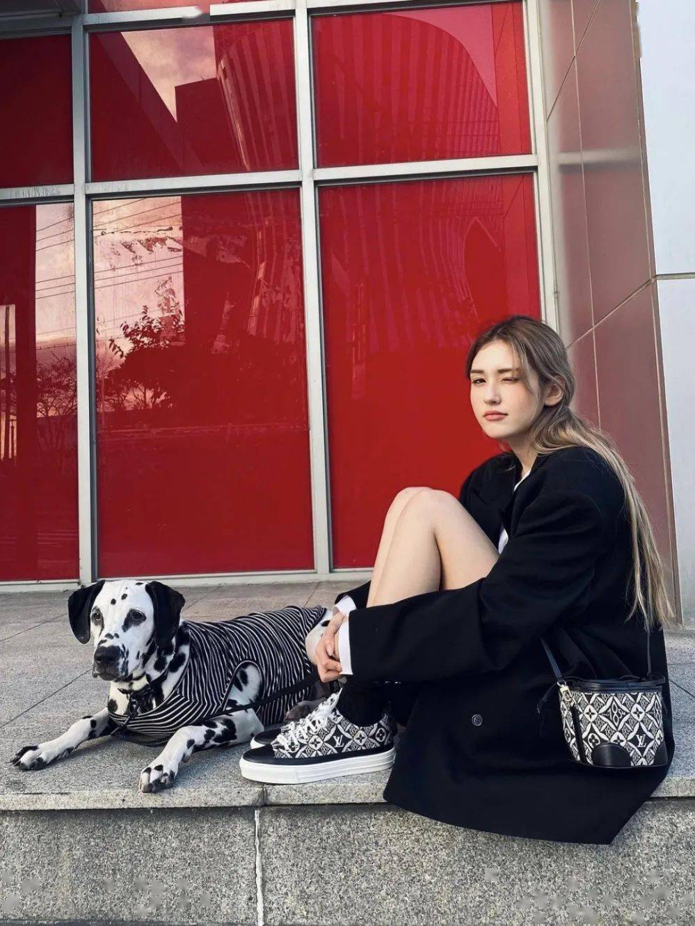 来头|这位让全网沦陷的美少女，到底什么来头？！