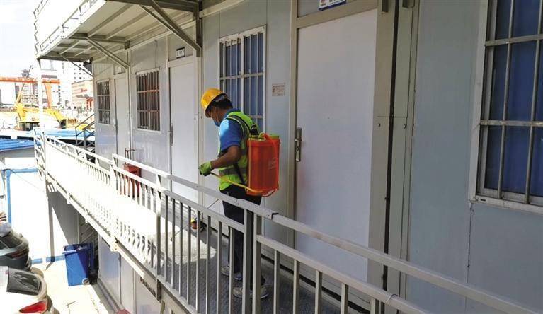 兰州轨道各在建工地全力做好疫情防控工作