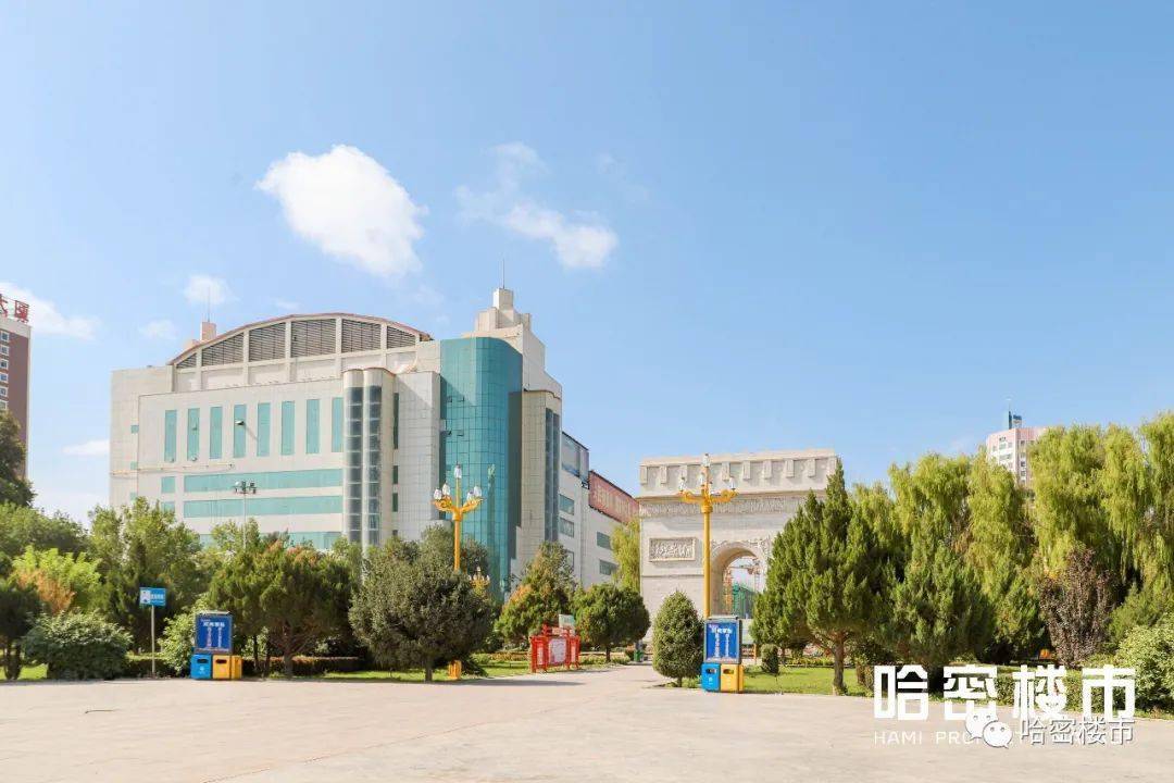 实探哈密凯旋门时代广场标志性建筑会被拆除重建吗未来将如何呢