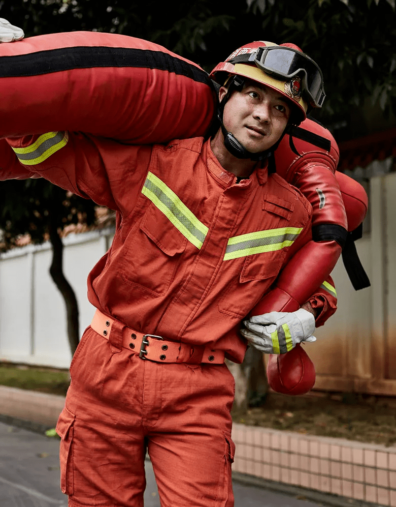 最美消防人蓝焰急救先锋一线指战员何博