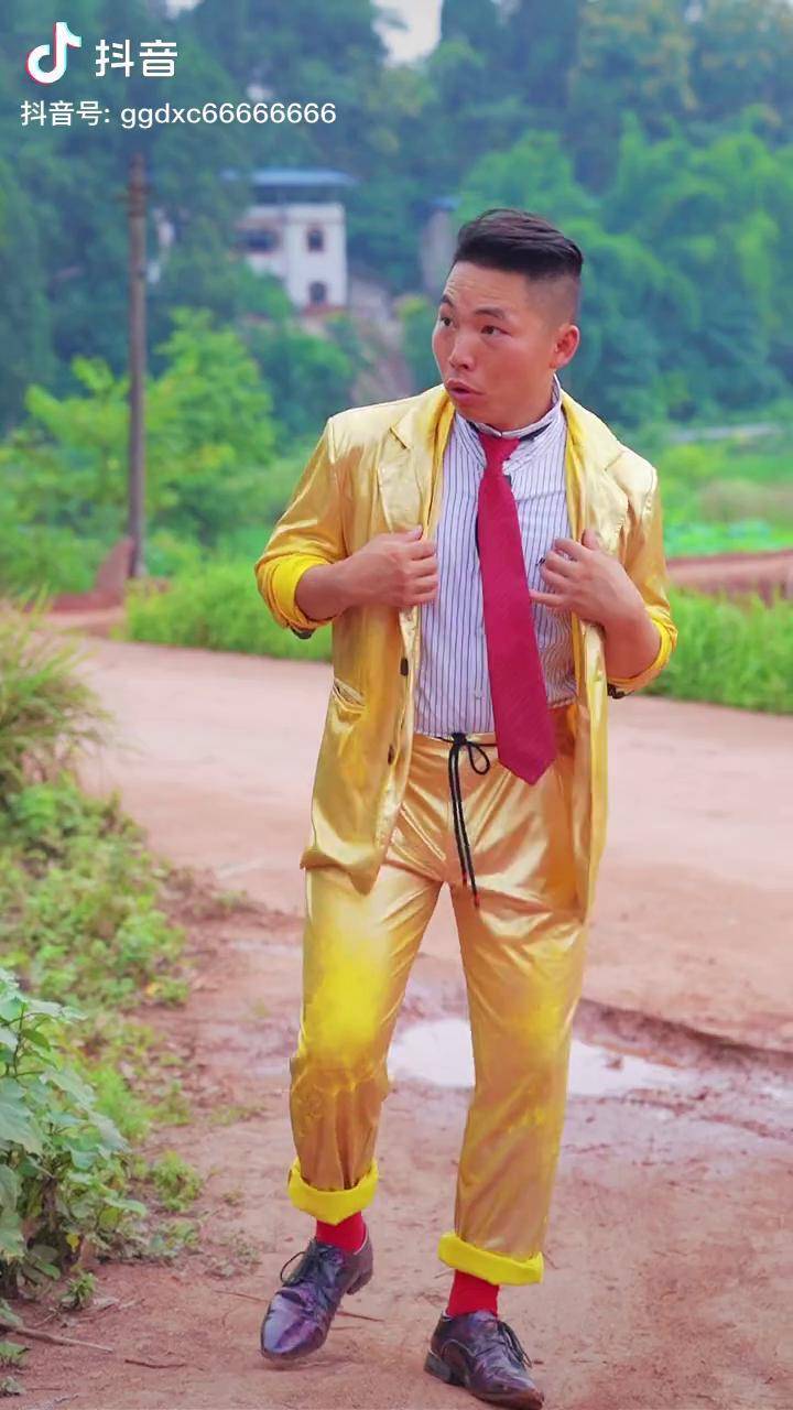 好心办坏事看一次笑一次农村搞笑视频重庆搞笑方言尴尬的小陈陈诗诗
