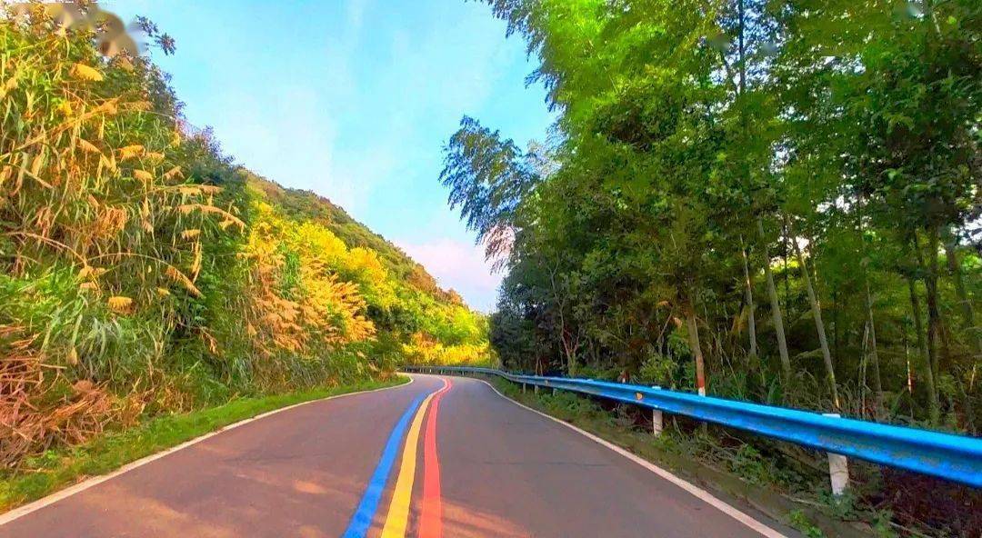 旅游公路彩色路图片