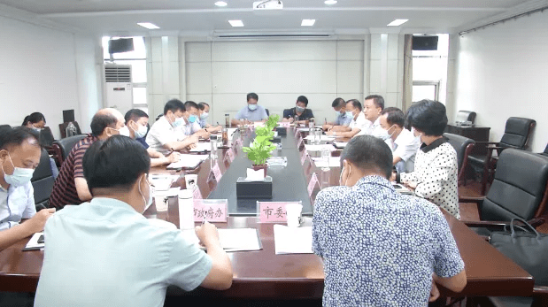 黄建军调研督导企业生产和重点项目建设