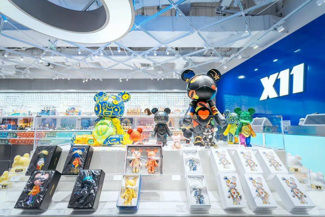 徐州全新潮流地标10000罕见盲盒手办娃娃集结5个小时逛不够