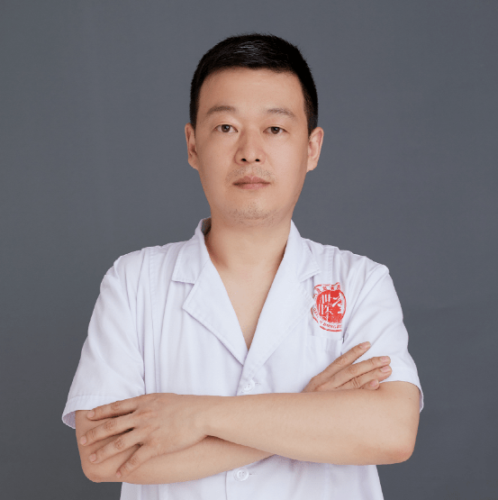 损伤|膝关节差点“报废”？医生说这些动作要不得！