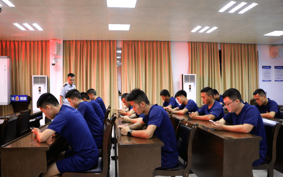 河池支队圆满完成2021年度夏秋季初级消防员晋升考核工作