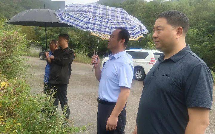 李健冒雨督导官地矿风峪沟防汛工作:要求克服麻痹思想,确保安全度汛