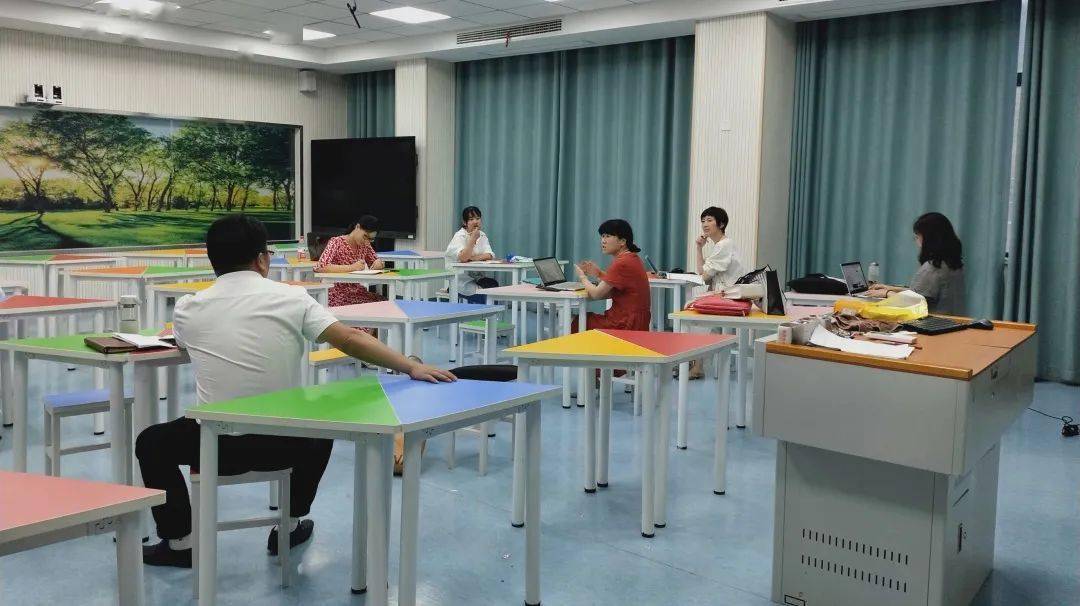 碰撞|暑期校长（书记）读书会④∣思想碰撞，共话共同富裕先行地教育怎么干