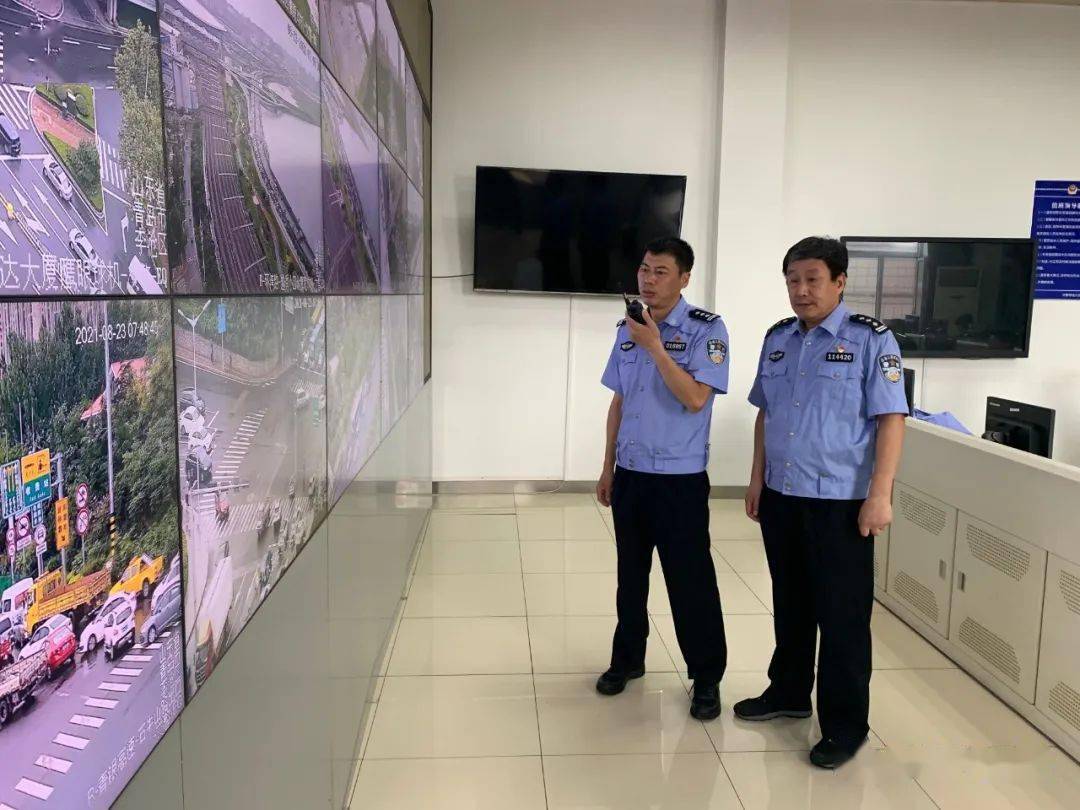 【我为创城加一分】李沧交警创城工作进行时