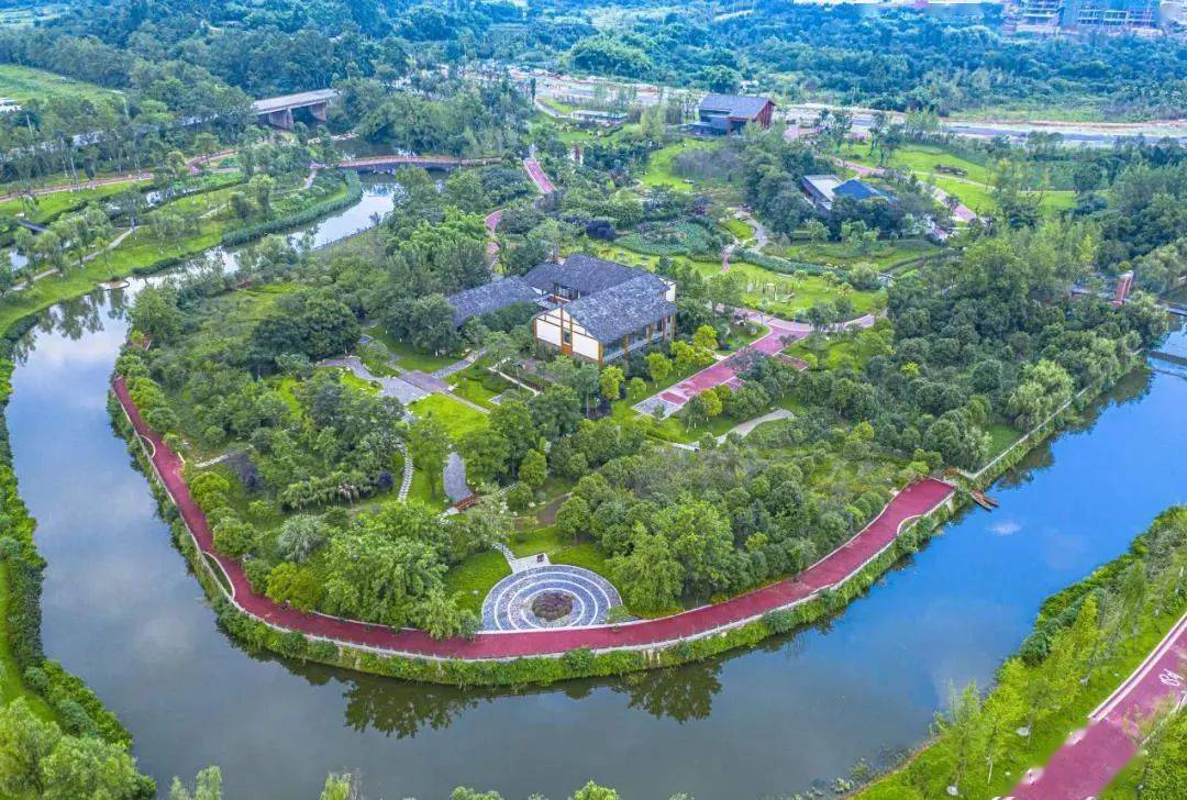 锦江生态带锦江生态带以锦江为轴线,以"魅力锦江,生态水岸"为发展定位