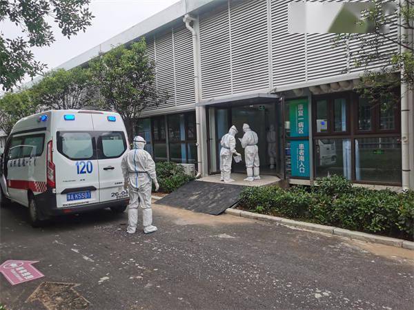 病房|郑州市第一人民医院岐伯山医院迎来第一批新冠肺炎康复患者