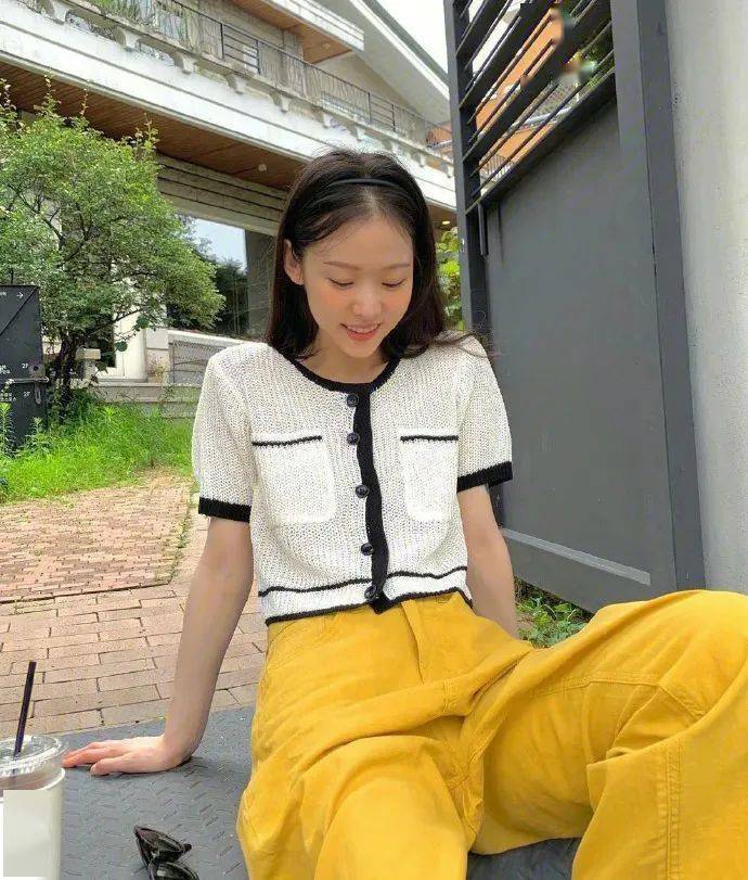 夏末秋|真人示范 | 夏末秋初，不同颜色这样穿，时髦高级还显白！