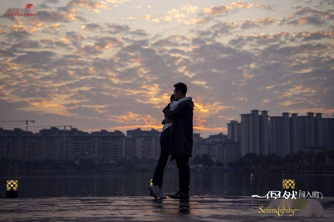 生死|《偶然闯入的世界》收官，男女主开启“创业之路”面对生死难关